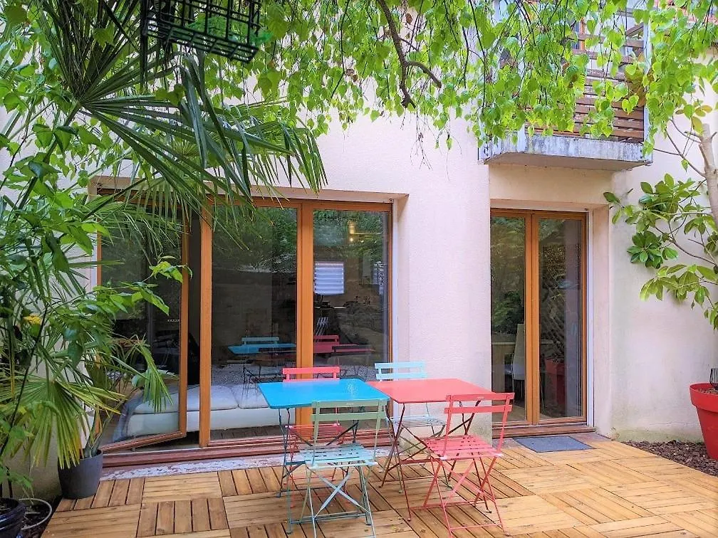 Holiday home Spacieuse Maison, Paris A 500M, Parking & Jardin Ivry-sur-Seine France