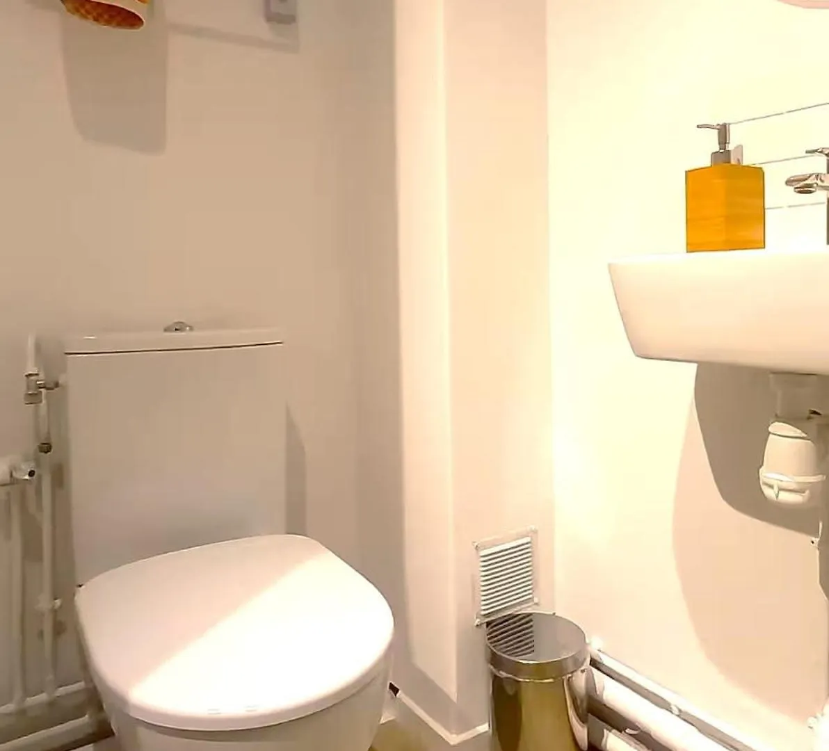 Holiday home Spacieuse Maison, Paris A 500M, Parking & Jardin Ivry-sur-Seine France